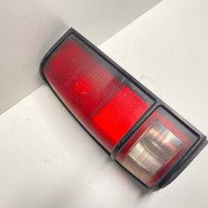 1985-1994 CHEVROLET BLAZER S10 REAR LEFT  SIDE TAIL LIGHT OEM, 166-01110BL