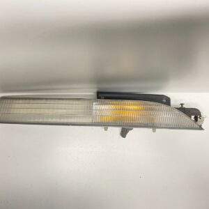 1990 - 1991 MITSUBISHI ECLIPSE FRONT RIGHT SIDE PARK LAMP LIGHT OEM, 116-58458