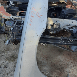 1997-2005 CHEVROLET MALIBU FRONT RIGHT PASSENGER SIDE FENDER OEM, 110-02645