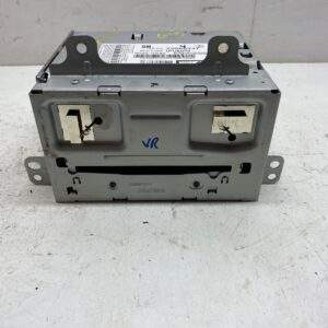 2013 CHEVROLET CRUZE AM / FM, CD PLAYER, RADIO RECEIVER OEM, 638-03975