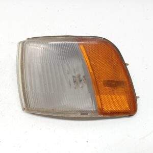1989 - 1993 MITSUBISHI GALANT FRONT LEFT SIDE TURN SIGNAL LIGHT OEM, 116-58460FL