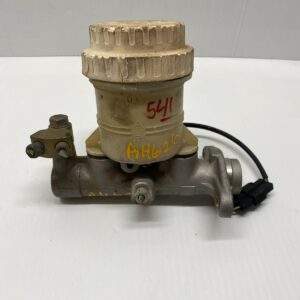 1990 - 1996 MITSUBISHI PICKUP BRAKE MASTER CYLINDER W/ RESERVOIR OEM, 541-58226