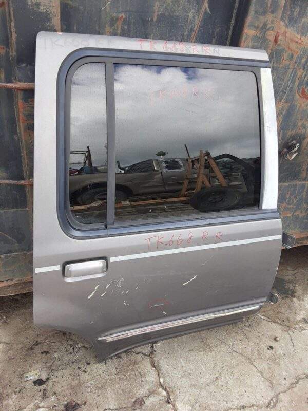 Ford Explorer Rear Right Side Door Assembly