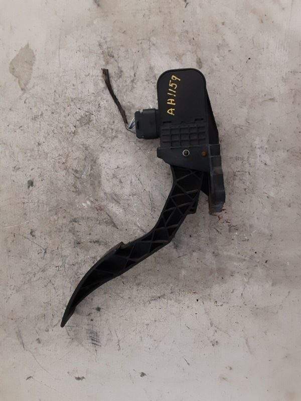 Chevrolet Uplander Throttle Pedal Gas Accelerator OEM