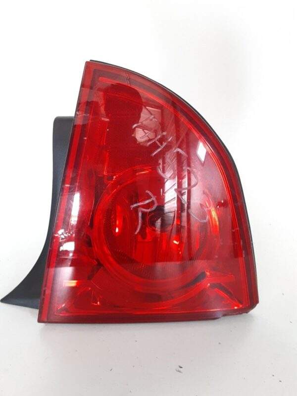 Chevrolet Malibu Rear Right Side Tail Light