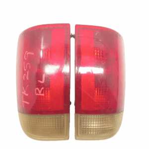 95-05 CHEVROLET BLAZER S10/JIMMY S15 RIGHT & LEFT SIDE TAIL LIGHT OEM,166-02558R