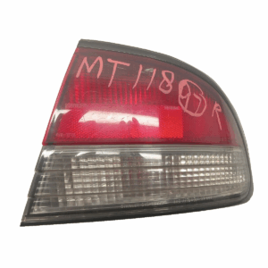 97-98 MITSUBISHI GALANT RIGHT SIDE QTR PANEL MOUNTED TAIL LIGHT OEM,166-58882